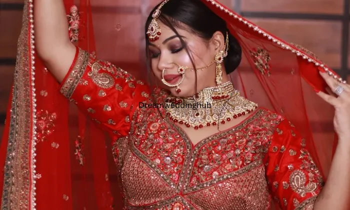 R Nails Professionals